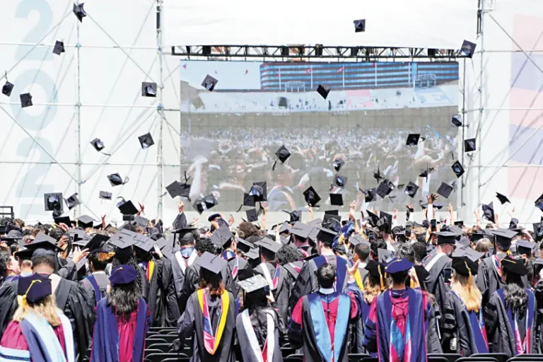 博士生爆出走潮本科教育受衝擊