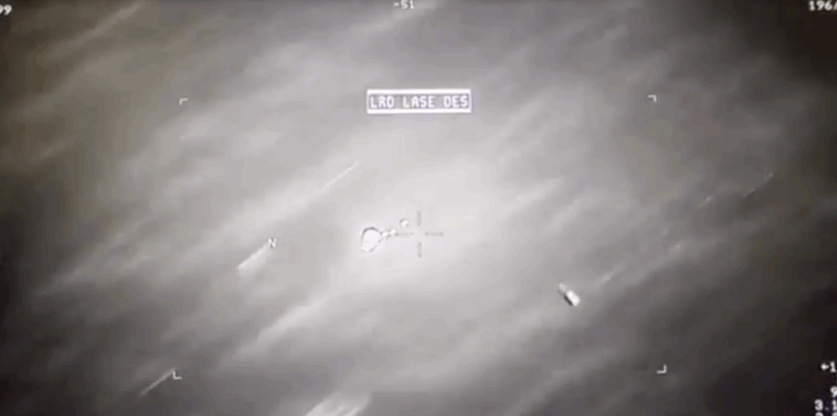 美軍導彈擊中UFO後竟「反彈」？國會聽證會影片震驚全場