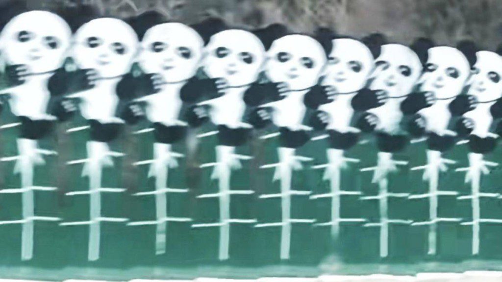 四川高速熊貓防眩板嚇壞網友:夜間睇似足骷髏!