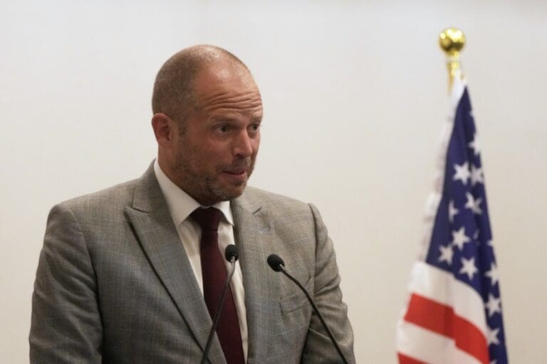 比利時國防部長：若普京攻擊北約成員國首都，莫斯科將被「從地圖上抹去」