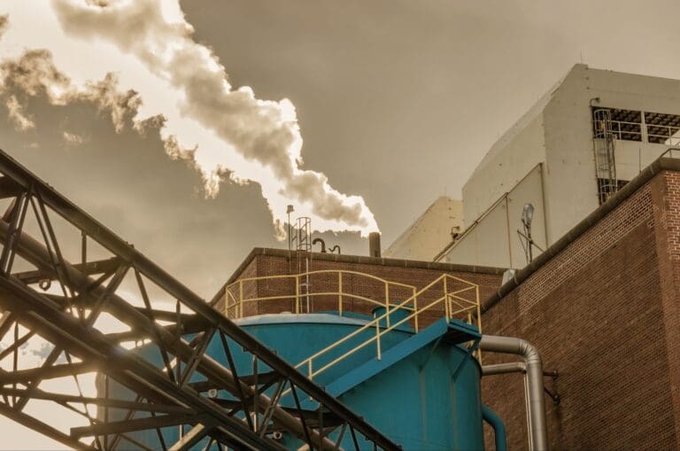 布魯克林電單車雙載釀悲劇，致命超速亂象誰來管？