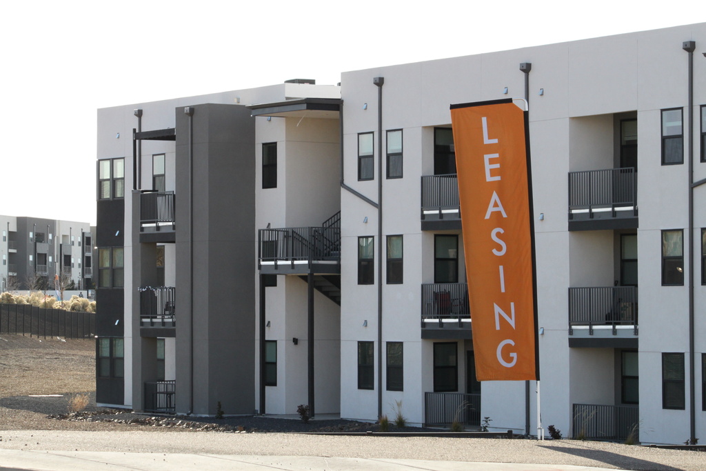 聖塔菲房租飆升,全美首創「最低工資掛鉤租金」新政 聖塔菲房租飆升,全美首創「最低工資掛鉤租金」新政