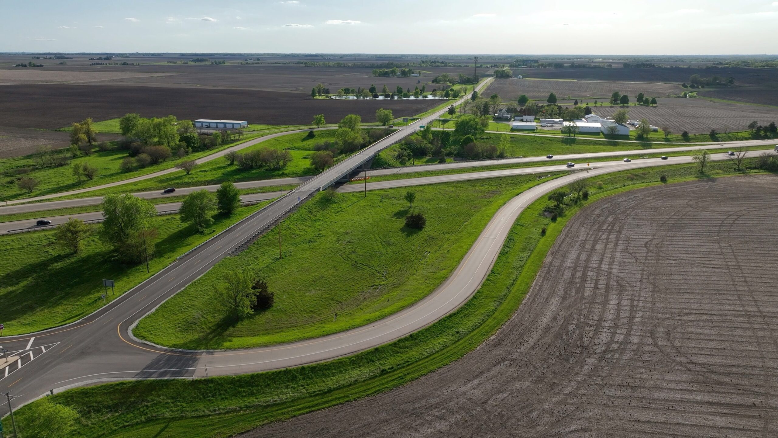 生活太「乏味」竟成裸露動機?艾奧瓦州男子公路怪行 生活太「乏味」竟成裸露動機?艾奧瓦州男子公路怪行