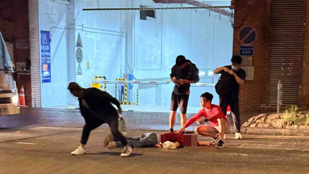 粉嶺小巴撞途人重傷昏迷，司機涉危駕被捕