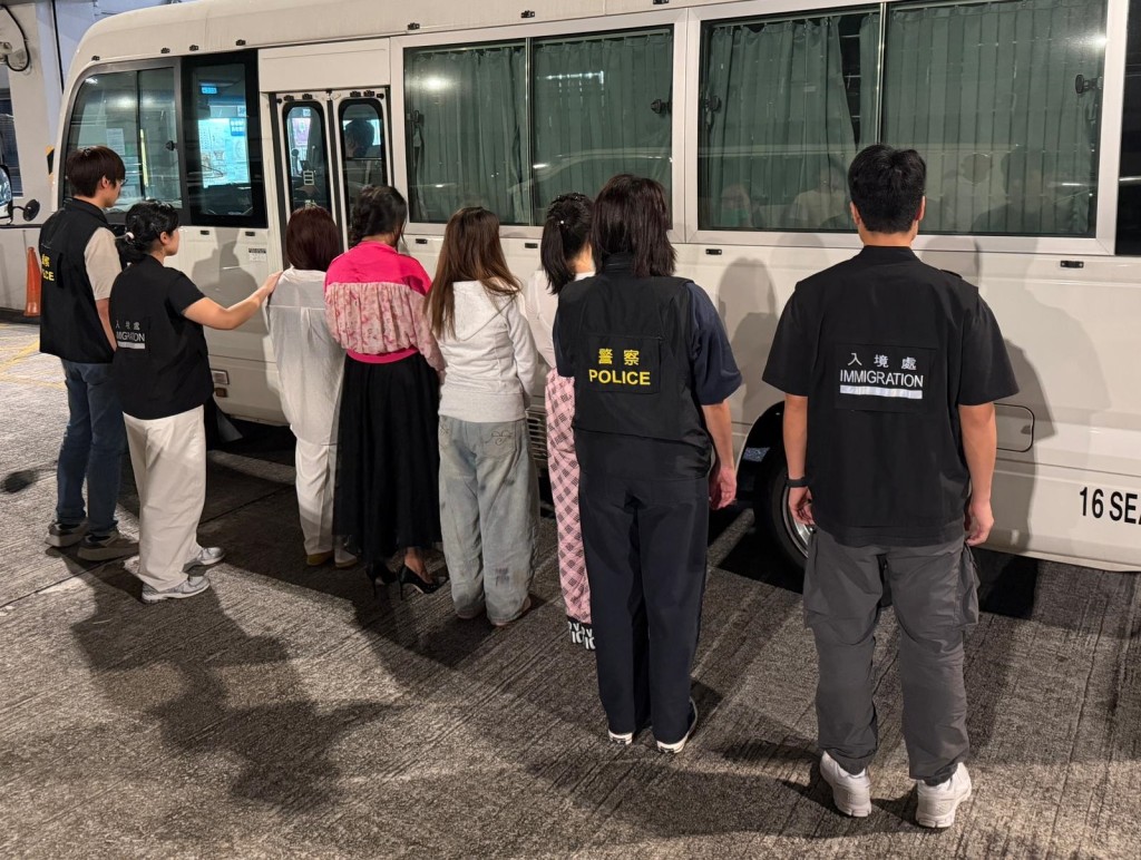 荃灣警掃黃行動:七名內地女子涉違逗留條件被捕