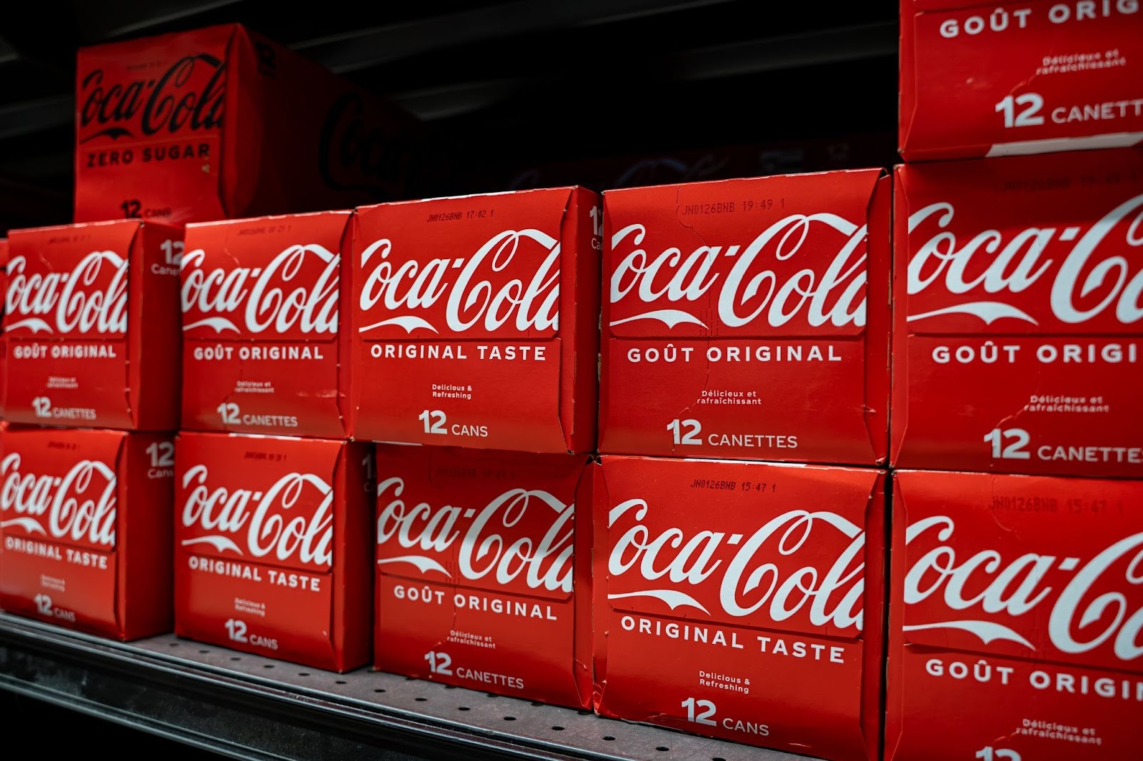 喝可樂要小心!可口可樂驚傳金屬污染,FDA發布緊急召回令 喝可樂要小心!可口可樂驚傳金屬污染,FDA發布緊急召回令