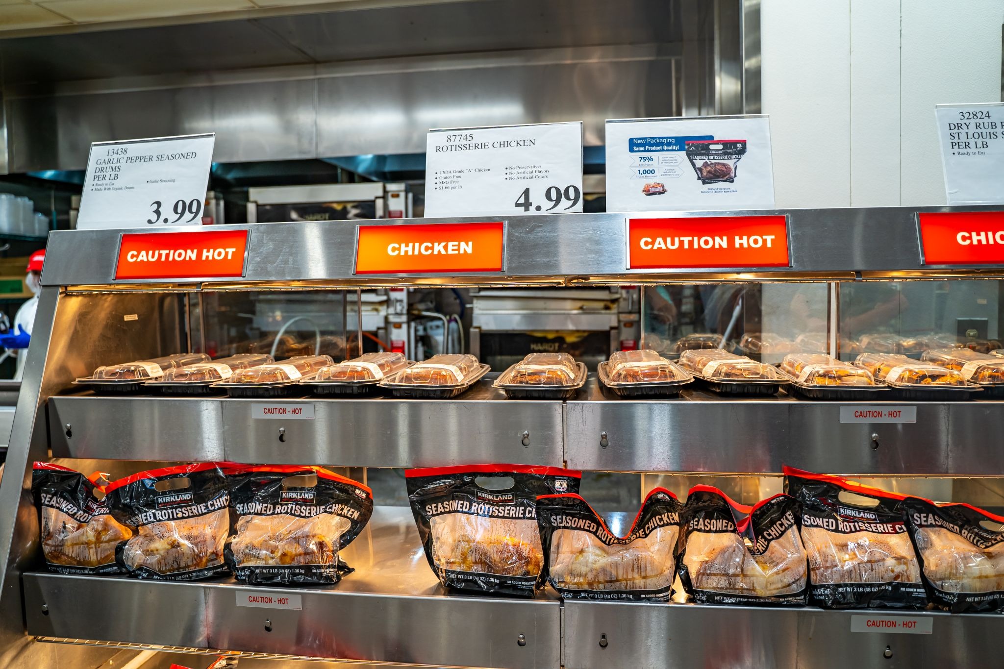 Costco烤雞爆食安問題!主要供應商被USDA評為「最低安全」 Costco烤雞爆食安問題!主要供應商被USDA評為「最低安全」