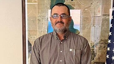 堪薩斯市長高票連任竟非公民?州府警告恐有數百宗潛在案例 堪薩斯市長高票連任竟非公民?州府警告恐有數百宗潛在案例