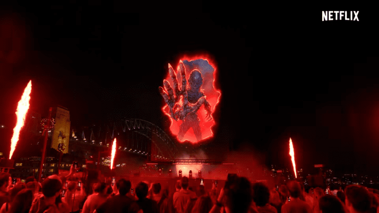 澳洲雪梨港上空出現異空間傳送門 怪奇物語宣傳活動網上爆紅