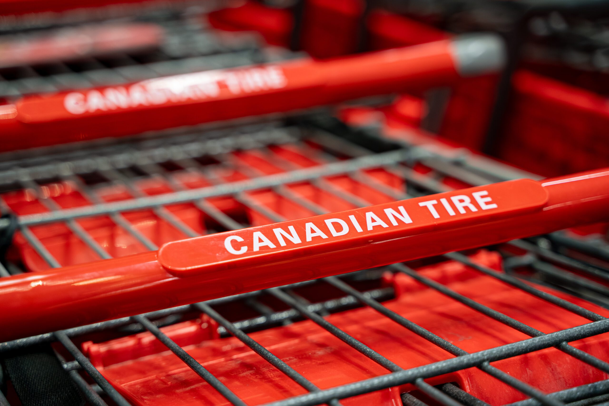 加拿大聯邦採購巨變：「購買國貨」新政如何重塑產業？