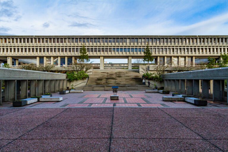 大學司機讚美女工「太美」竟遭解僱？言論自由上訴遭駁回