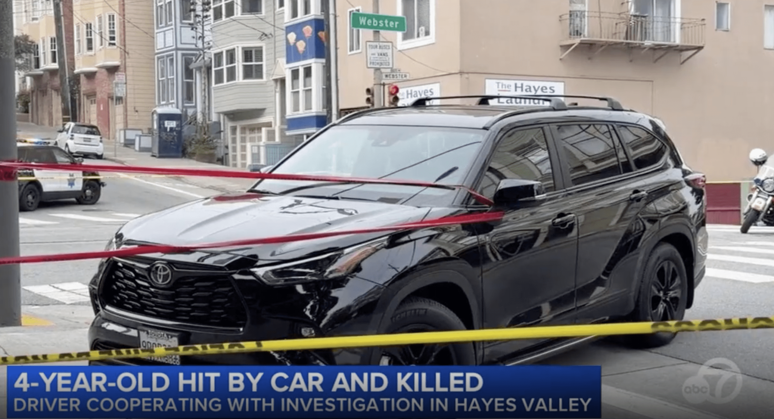 警方在現場調查。ABC7電視畫面