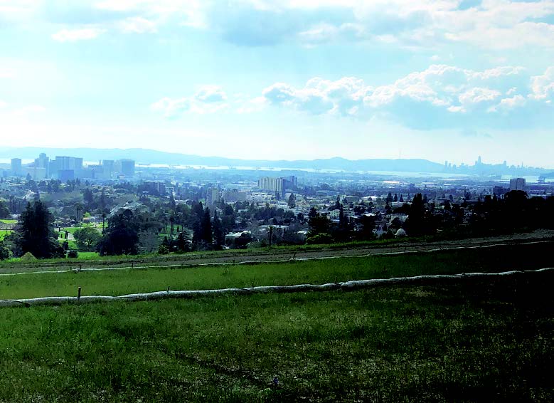 屋崙山景墓園殯儀館提供一條龍服務 由殯儀到安葬均由專人負責 殿堂級風水福地 現已開售