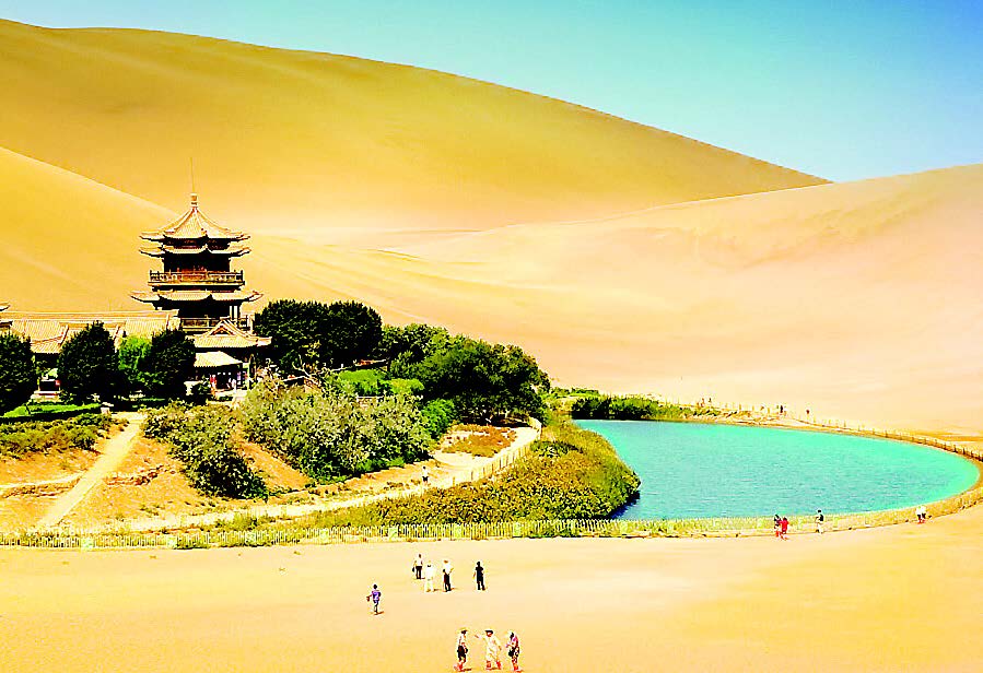 綺麗西域風光，神秘世界屋脊 中青旅古絲綢之路+青藏鐵路天路之旅十七天團