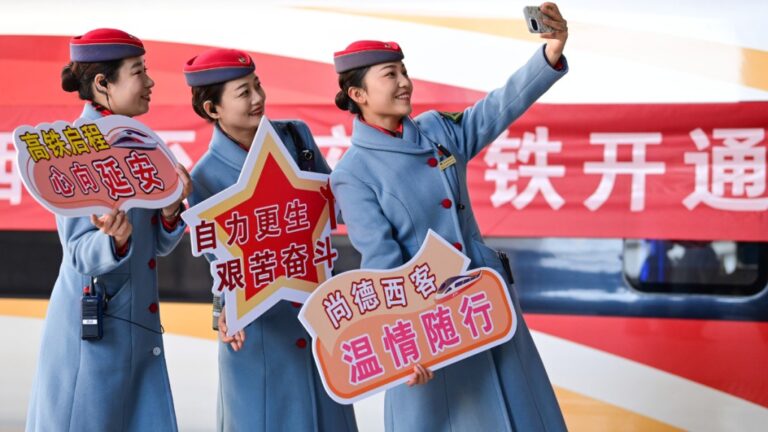 革命聖地邁入高鐵時代！延安直達西安，正式融入關中「一小時通勤圈」