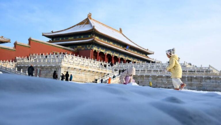 北京初雪洗版！暴雪藍色預警解除，故宮雪景美照瘋傳