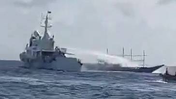 南海衝突升級！菲方指中國海警發射水炮致漁民受傷