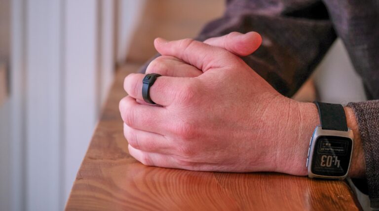 Pebble新產品 智能戒指Index 01 大腦外的記憶體