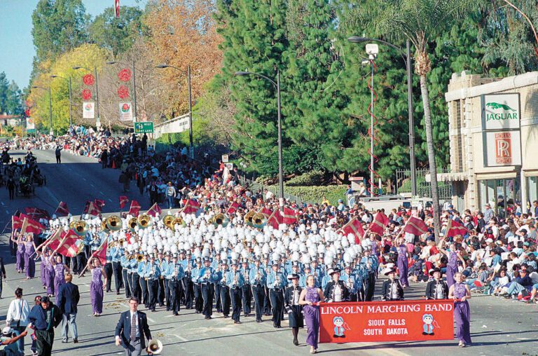 雨中玫瑰？帕薩迪納新年遊行或將遭遇降雨