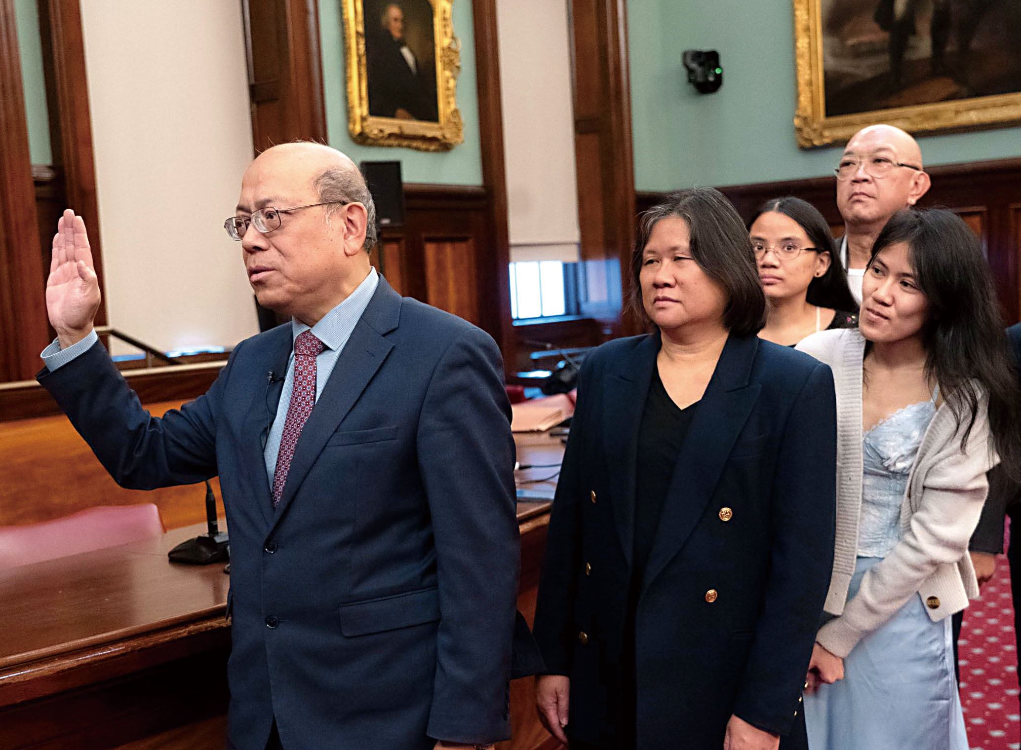 黃友興宣誓就任。 圖片來源： 黃友興提供