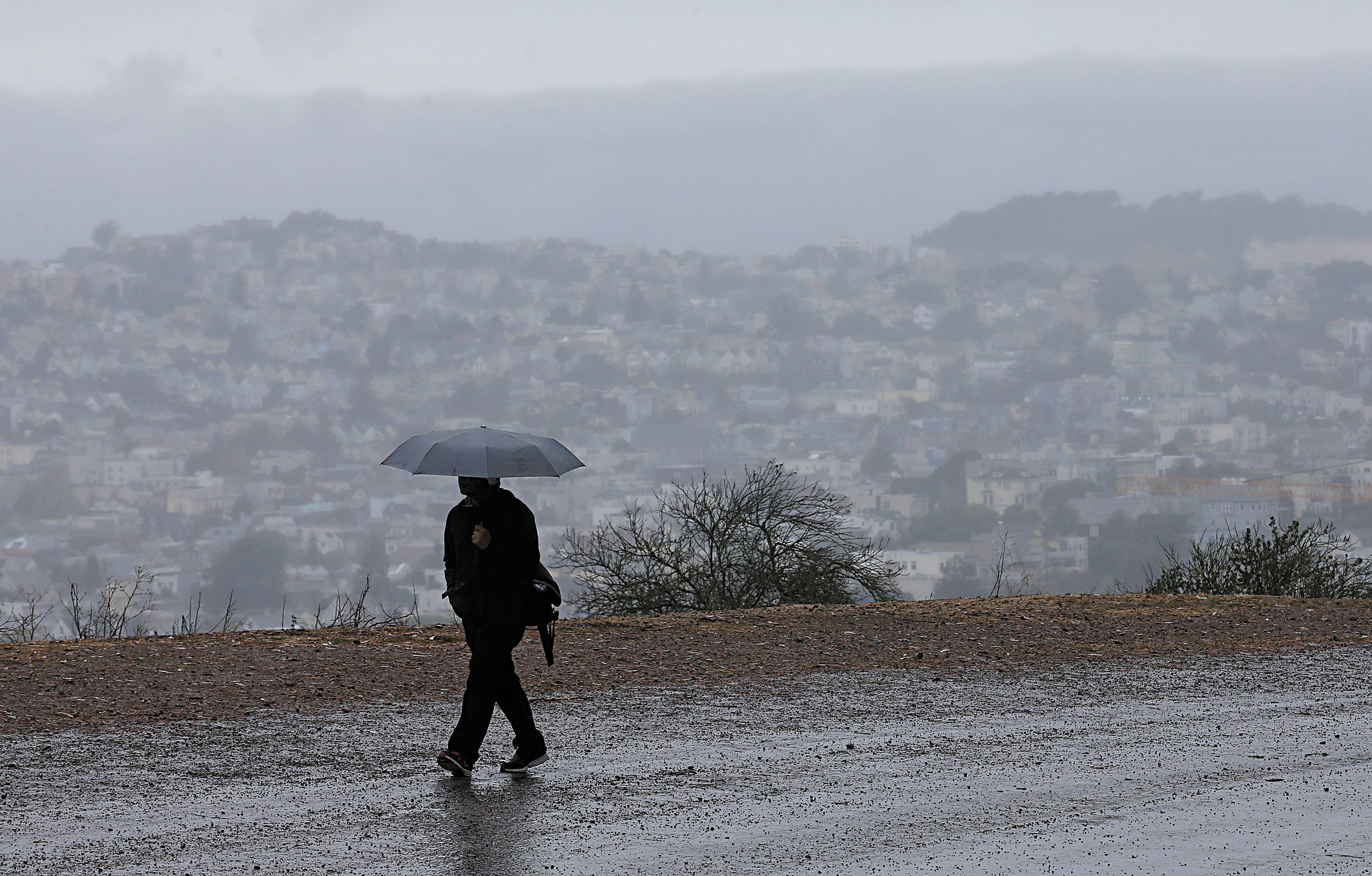 灣區今起連續八天大雨直至聖誕節 灣區今起連續八天大雨直至聖誕節
