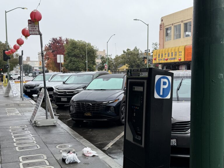 屋崙周日咪錶恢復收費掀起公憤