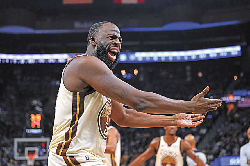 追夢在比賽中對裁判大喊。美聯社