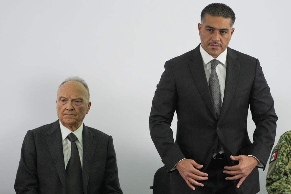 迫於特朗普壓力？墨西哥再移交37名「高危」毒梟赴美受審