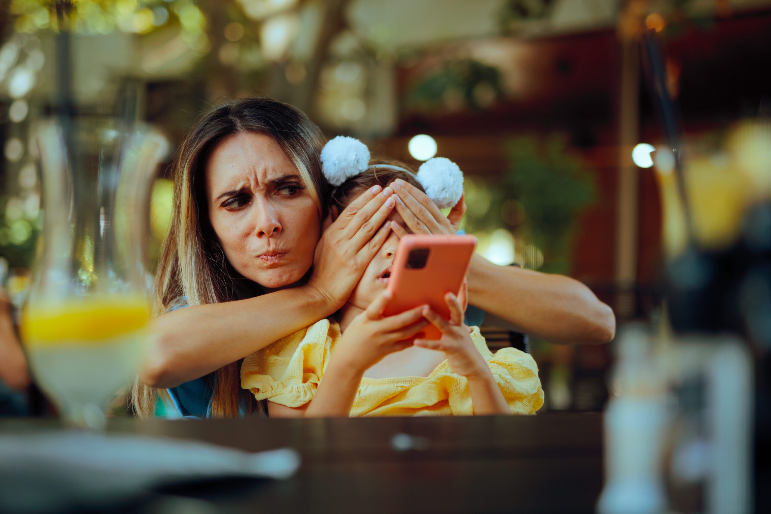 曉治格蘭特領銜倡議 英國上議院通過16歲以下社媒禁令