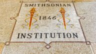 白宮下令審查「不當意識形態」 史密森尼學會面臨資金危機