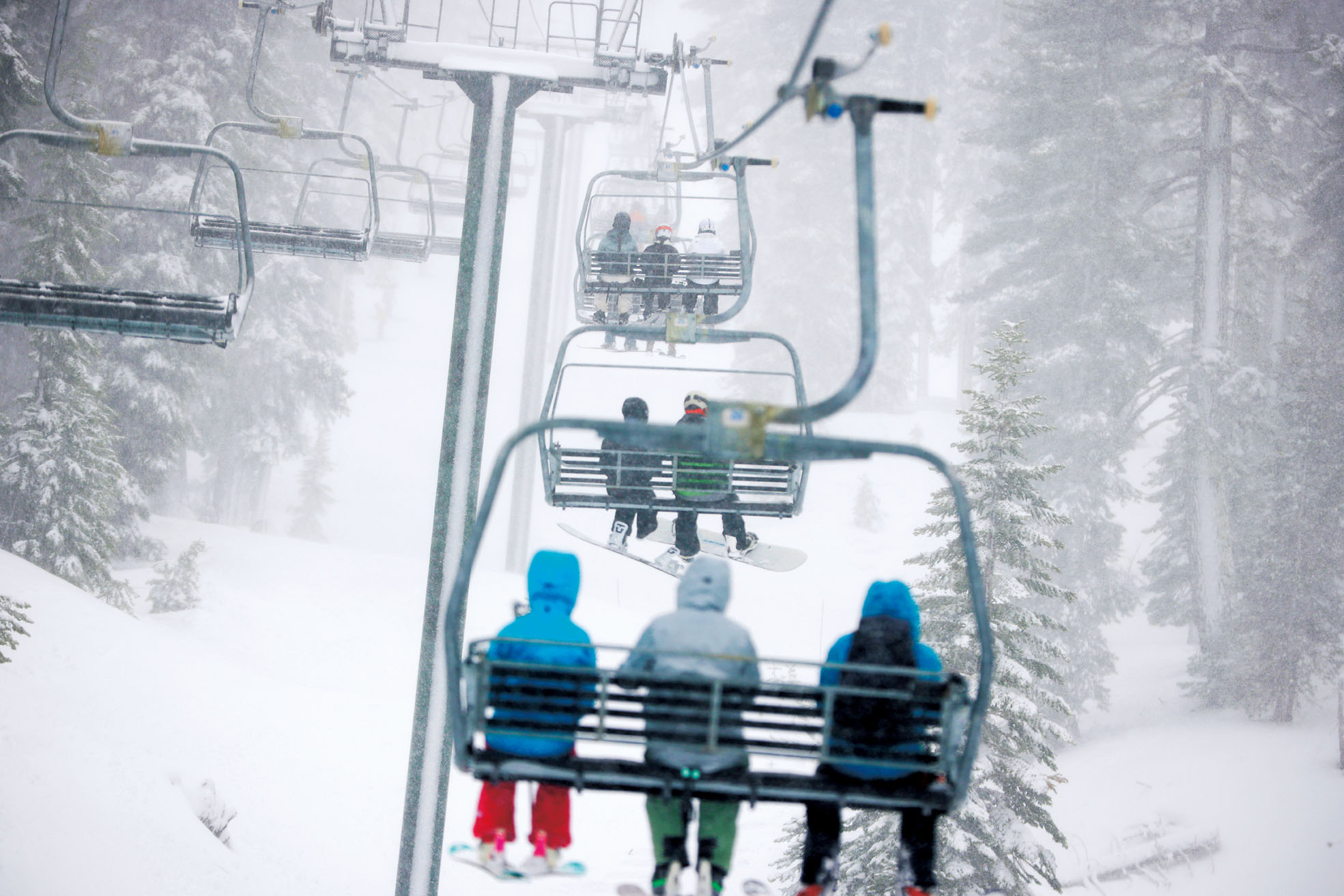 內華達山脈多個滑雪場迎來大雪。Bronte Wittpenn/三藩市紀事報/美聯社