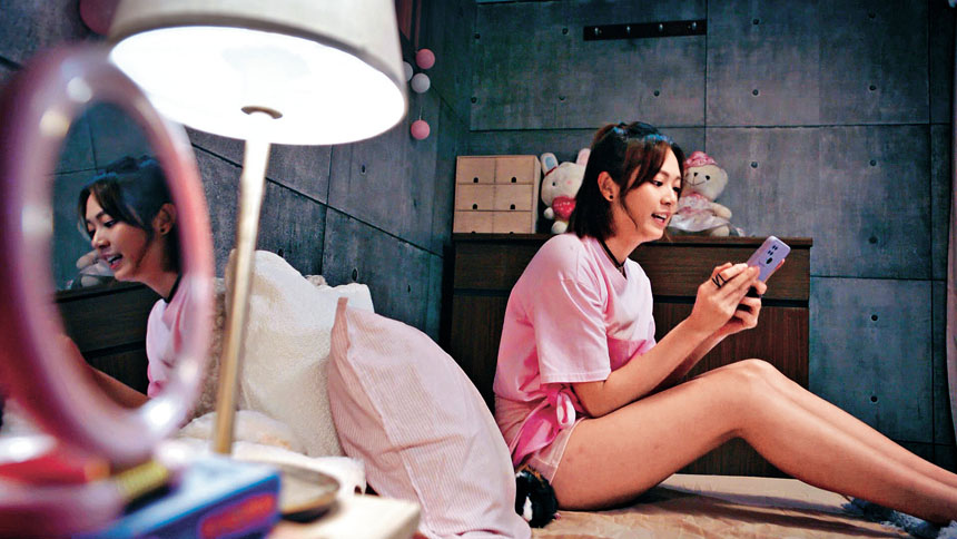 游嘉欣大晒長腿超吸晴  梁超怡苦練芭蕾舞有成果