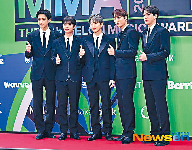 EXO於6月13及14日在亞博舉行巡唱。