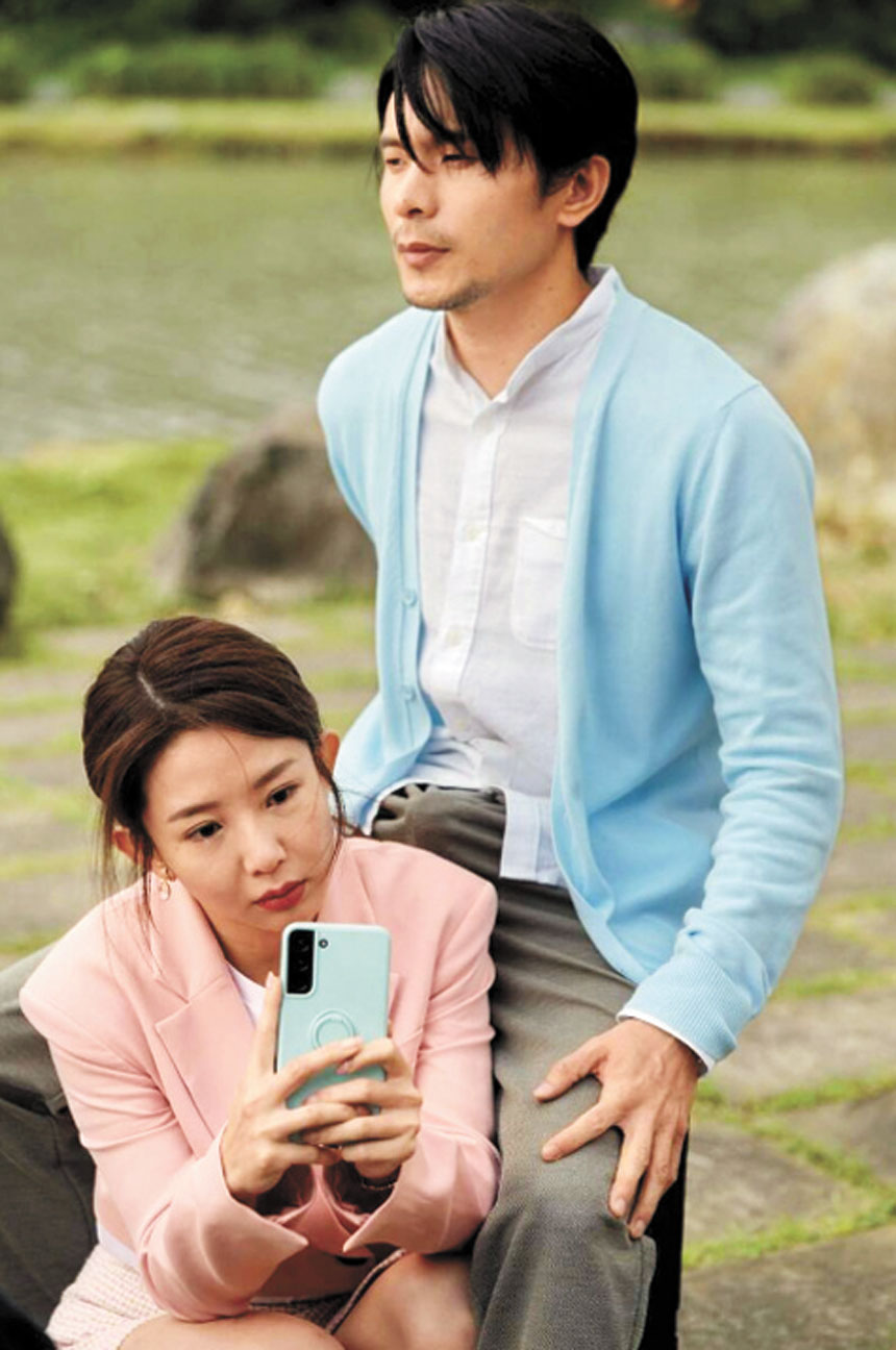 姚淳耀與郭書瑤合照 下半身「生理反應」尷尬