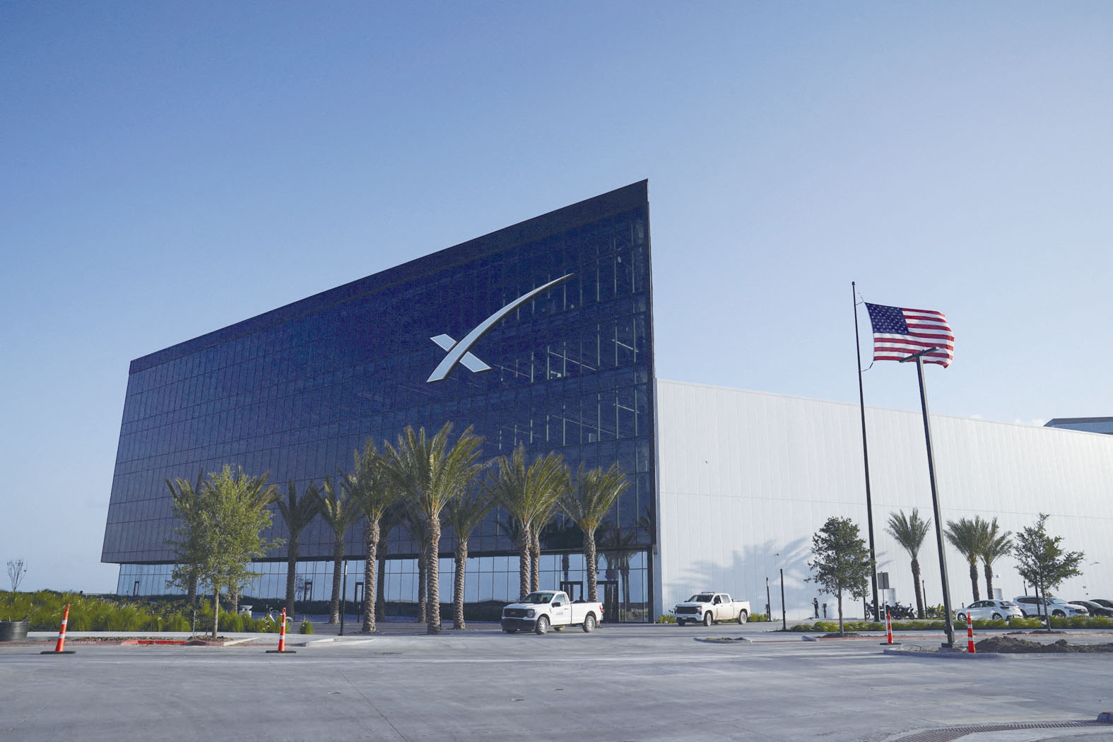 SpaceX鎖定在2026年下半年啟動IPO，目標估值預計將高達1.5萬億美元。路透社