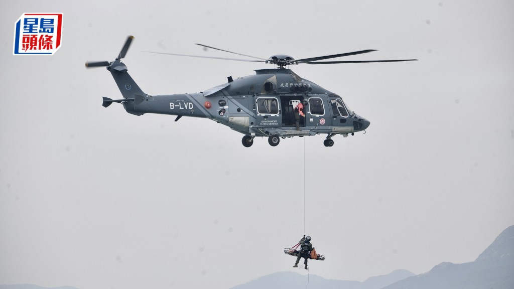 【直擊演練現場】民航處聯同解放軍駐港部隊 大嶼山海域模擬空難搜救 提升跨部門應變力