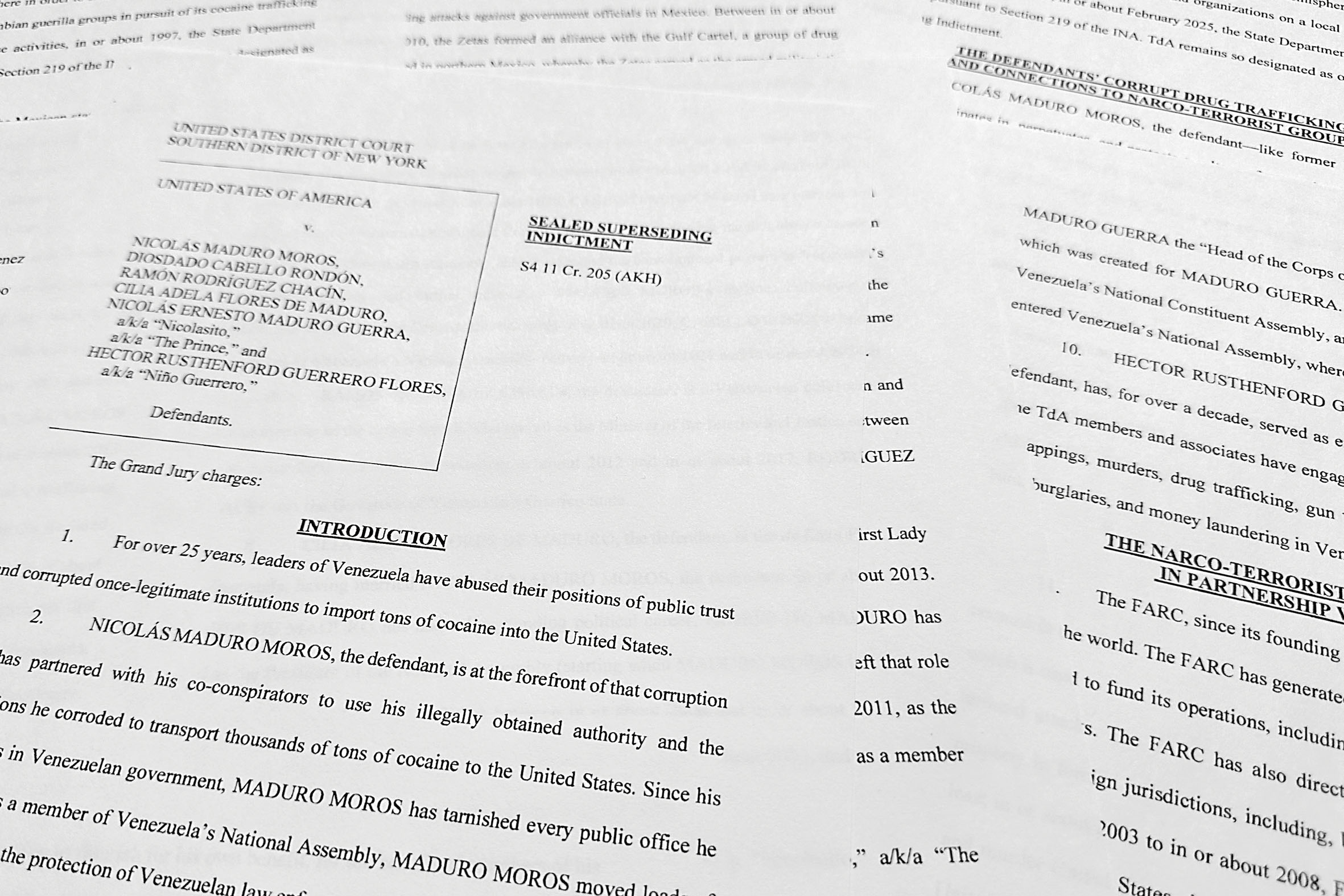 紐約南區聯邦地區法院對馬杜羅、其妻子及其他被告的補充起訴書。美聯社