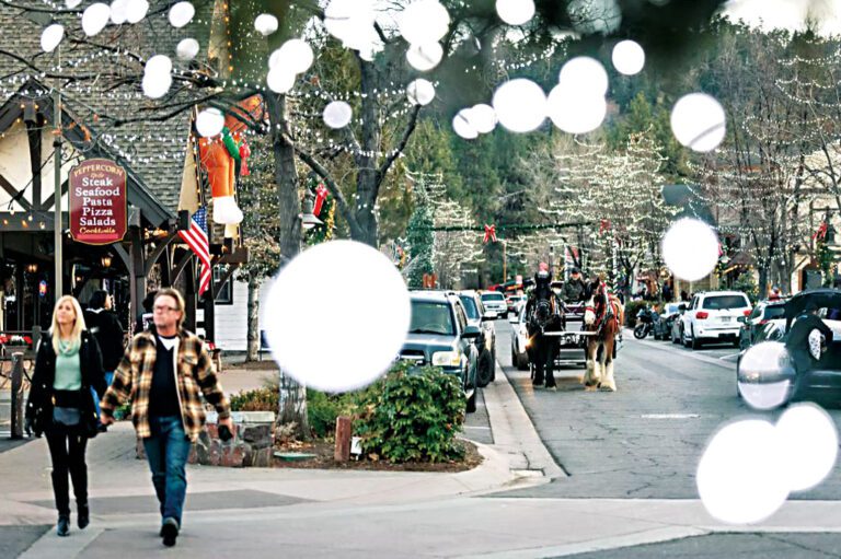 旅遊旺季遇雨少雪 山區小鎮期盼降雪