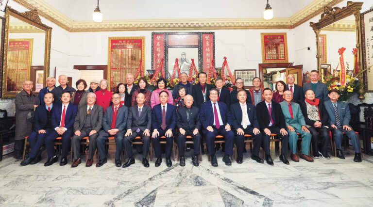 源總堂及原宗公所2026年度新舊職員交接典禮 新任源主席方國宗 鄺錦俊 雷奇安 新任原宗主席雷振澤 方榮煦 鄺志高