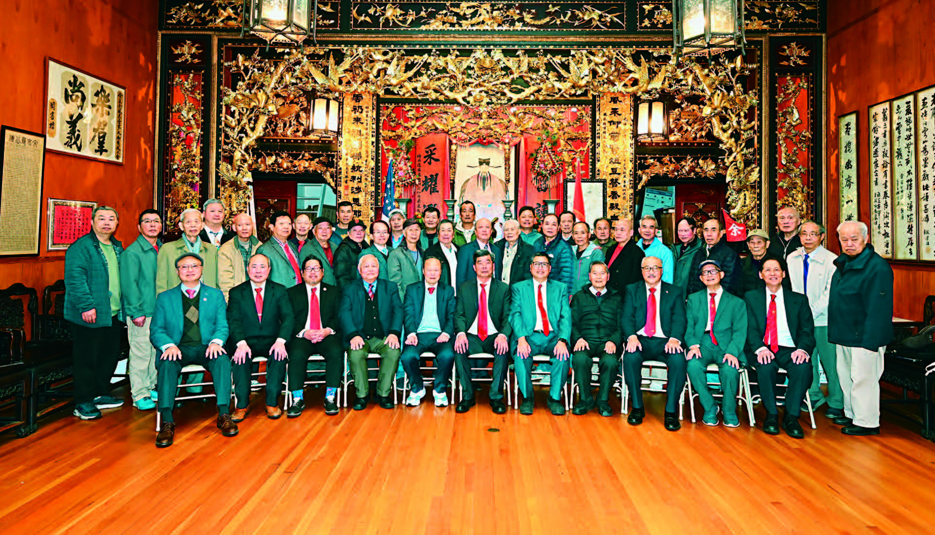 美國余風采總堂舉行2026新舊職員交接典禮 總堂新任主席偉健、副主席耀棋 婦女部新任主任民輝夫人、副主席柱峰夫人