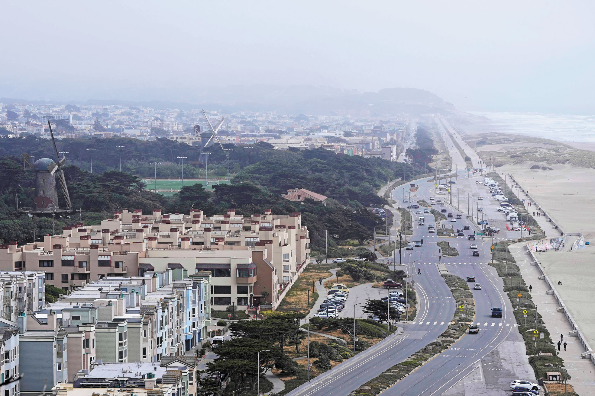 日落區重開大公路爭議或許告一段落。美聯社資料圖片