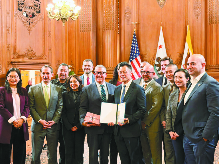 代理警局一哥穩健領導 葉培恩獲市參事會表彰