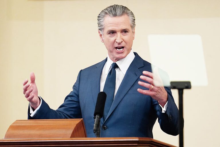 州長辦估來年30億赤字   遠低於州議會先前預測