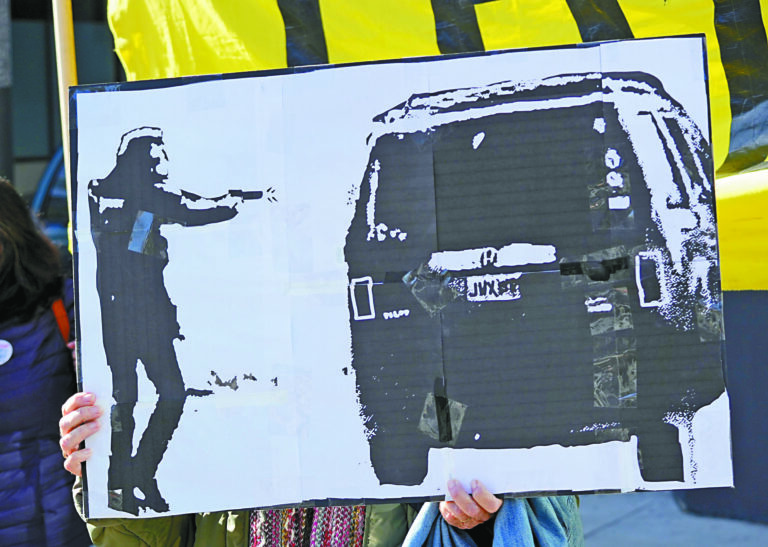 灣區各地示威遊行 聲討ICE特朗普