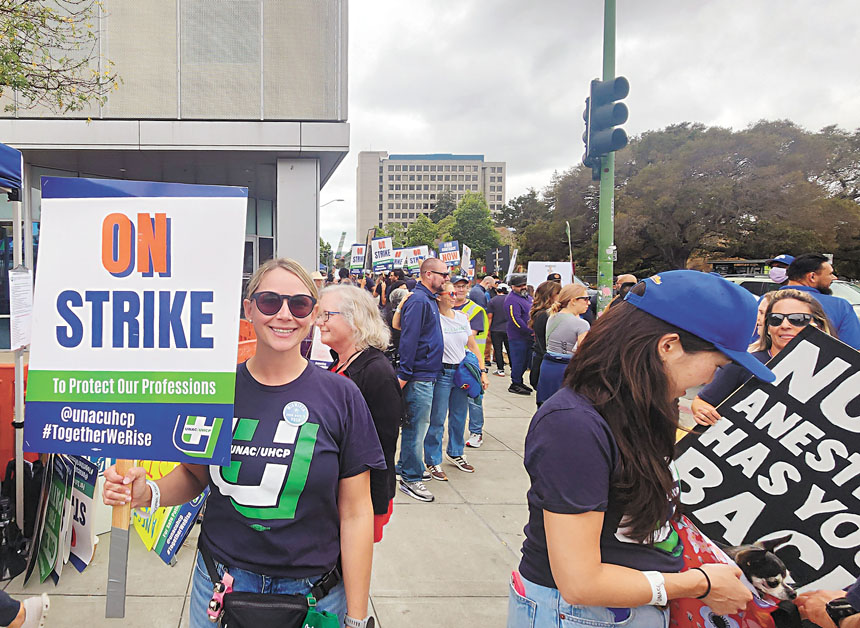 去年9月凱薩醫療旗下屋崙醫院罷工一天，大批護士及醫護人員舉牌示威。灣區城市新聞社