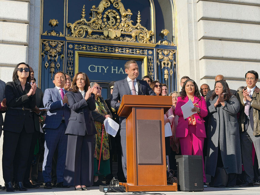 三藩市多個市府部門、民選官員及社區團紀念《羅訴韋德案》裁決53周年，重申捍衛生育自由與醫療自主權。記者蘇婕雅攝