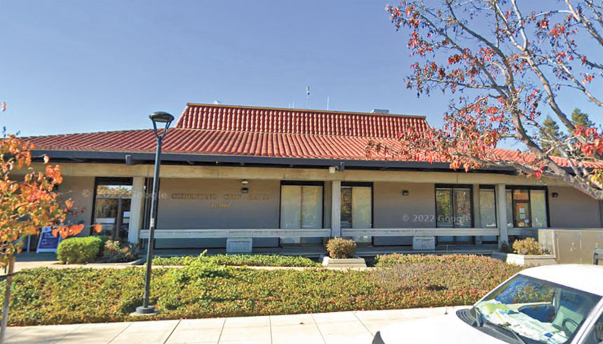 古柏蒂奴市政廳。谷歌地圖