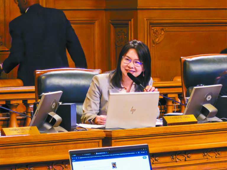 陳小焱護重建住宅租客 立法獲參事會全票通過