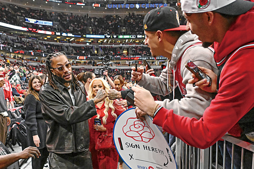 羅斯1號球衣退役