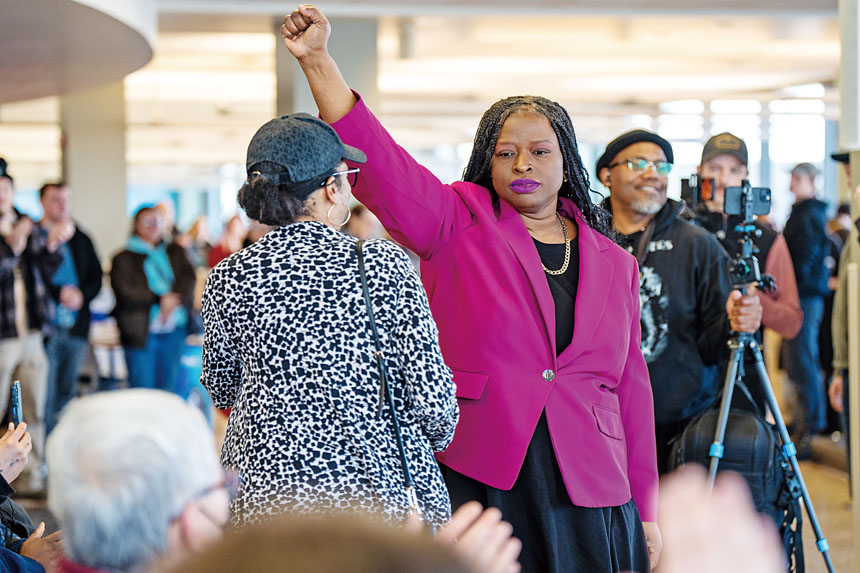 聖保羅教堂抗議事件   三名示威者被捕引發爭議